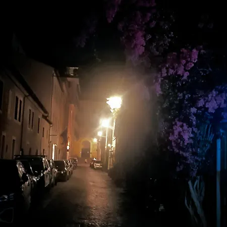 Trastevere Urban *